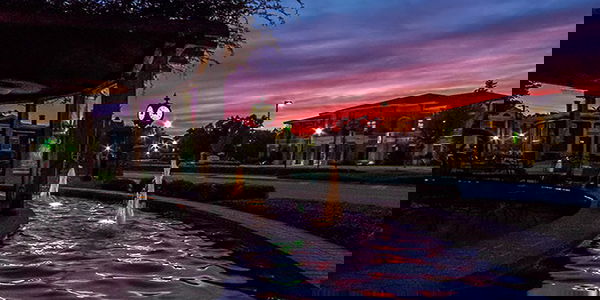 Golden Ticket Cinemas - LOCATIONS HARRISON-8