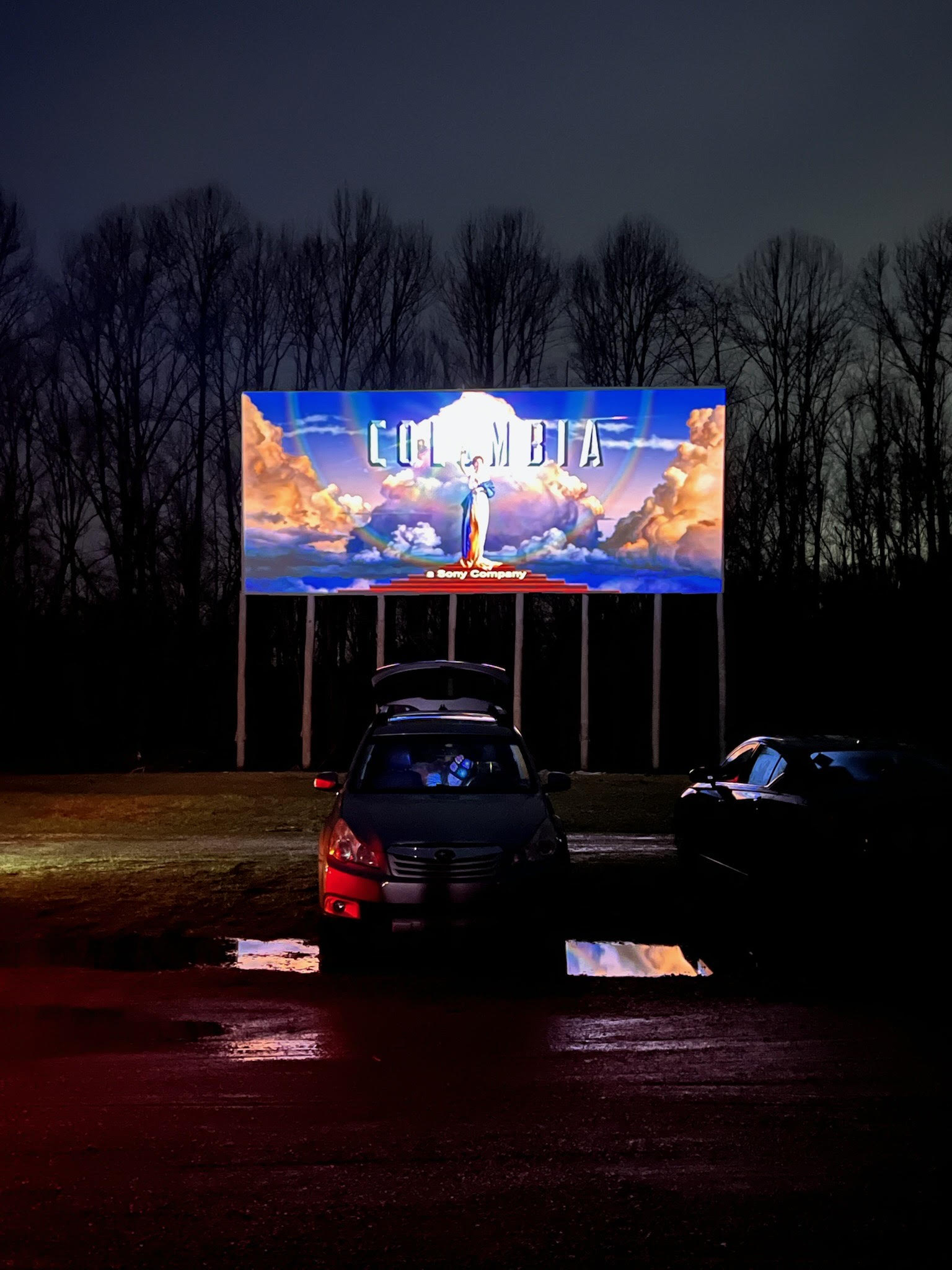 DRIVE-INS NEAR ME | BLOOMINGTON, IN - MOVIE SHOWTIMES